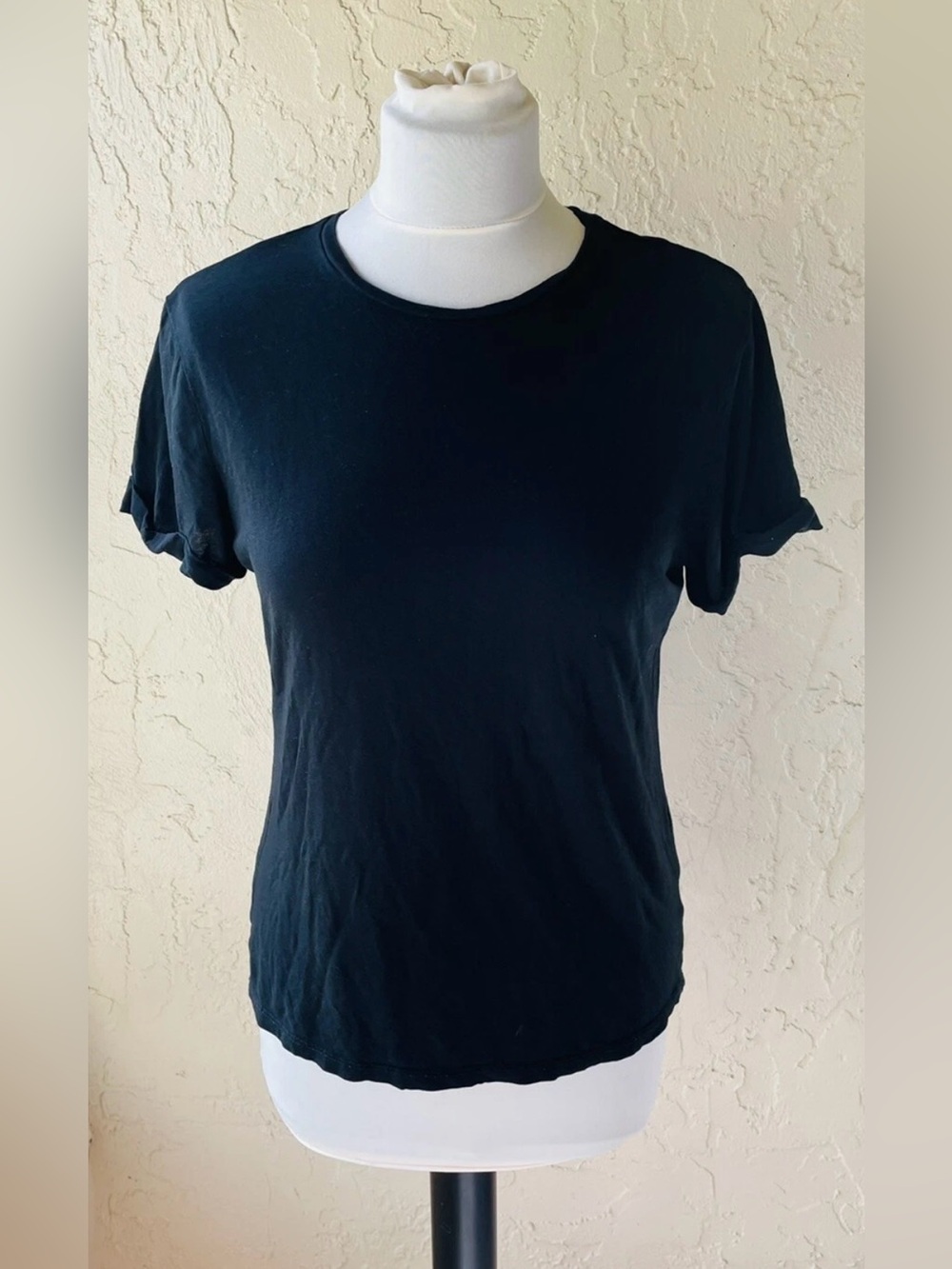 A New Day Women Tee Shirt XS Black Short Sleeves Stretch Casual Minimalist